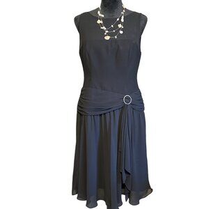 💖Elegant Evan-Picone Black Cocktail Dress W/ Ruched Waist & Rhinestone Accent